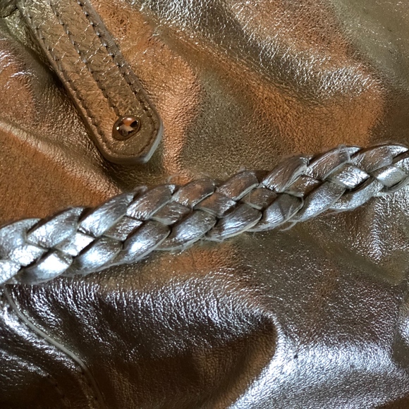 THE SAK (Hobo Satchel) Metallic Gold- 100% LEATHER - Picture 8 of 8